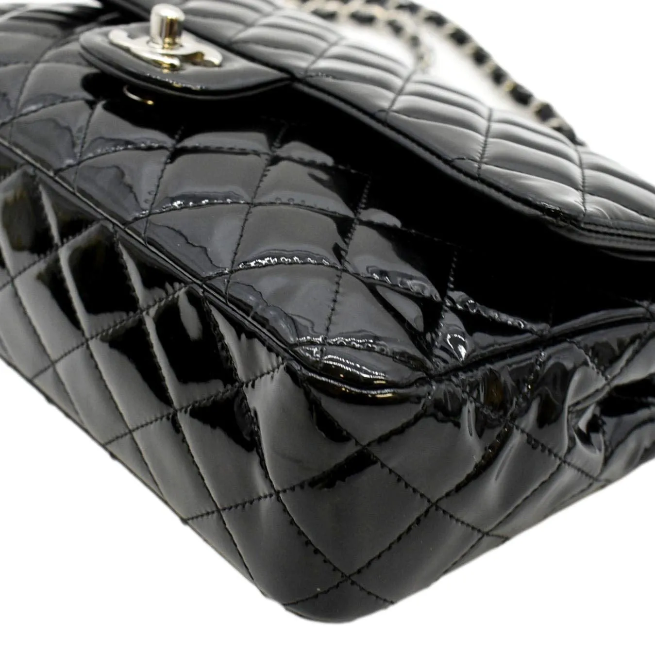 CL Medium Flap Patent Leather Shoulder Bag Black