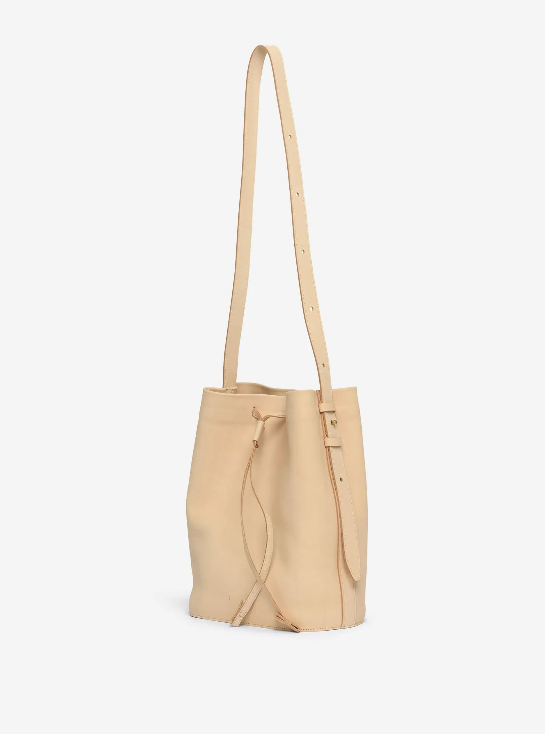 LEATHER BUCKET BAG "AB 103.1" IN NATURAL