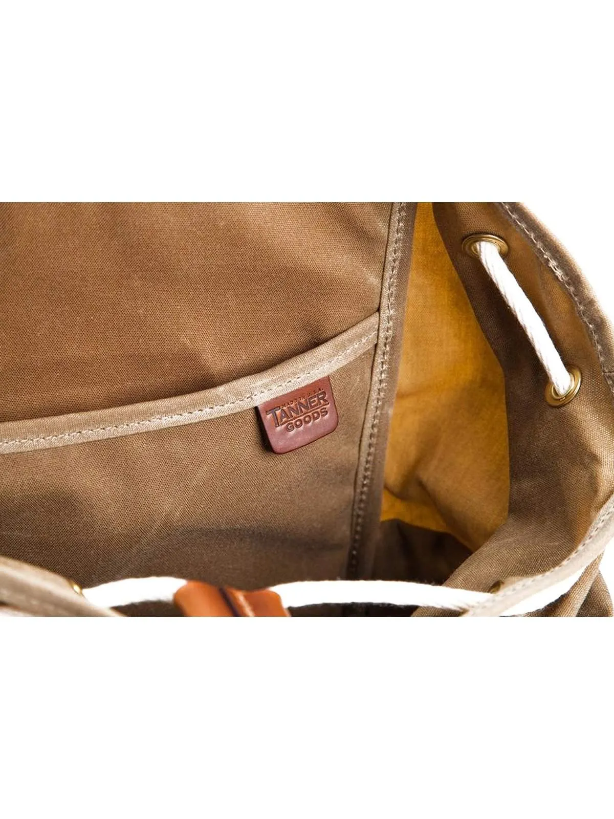 Tanner Goods Voyager Daypack Waxed Field Tan